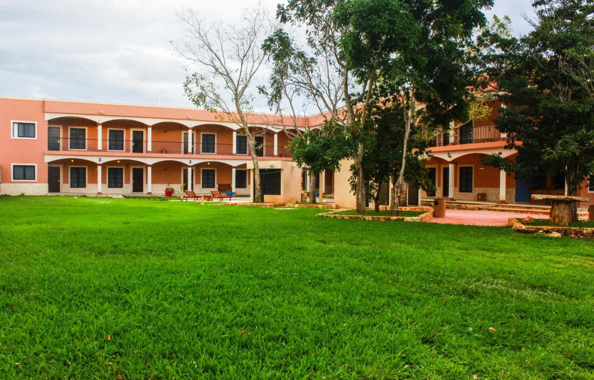 Hotel Los Frailes, Valladolid, Yucatan 바야돌리드 외부 사진